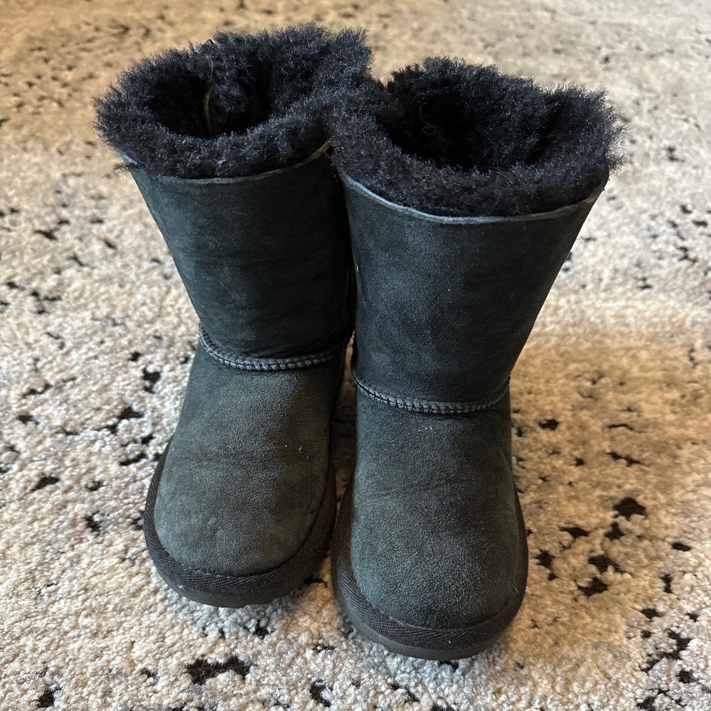 Girls Black Bow Ugg Boots